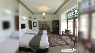 نمای اتاق دارای بهارخواب اختصاصی هتل سنتی عتیق - اصفهان